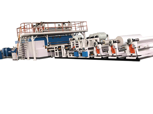 皮帶式連續復合機用于生產連續纖維增強熱塑性單向預浸帶層壓板