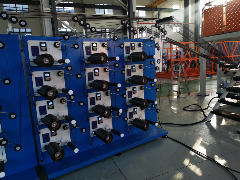 PEEK+連續碳纖維增強熱塑性預浸料單向帶生產線（CFRTP-UD 帶）