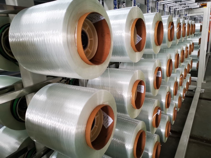 PE+連續(xù)玻璃纖維增強(qiáng)熱塑性單向預(yù)浸帶生產(chǎn)線(CFRT-UD 帶)